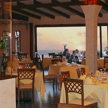 Hotel Tonicello & Capo Vaticano