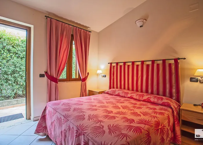 Tonicello & Капо-Ватикано