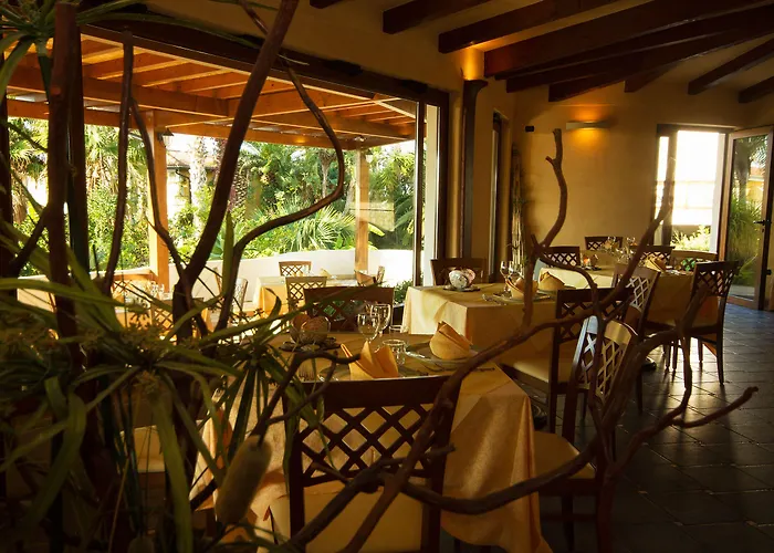 Tonicello & Отель