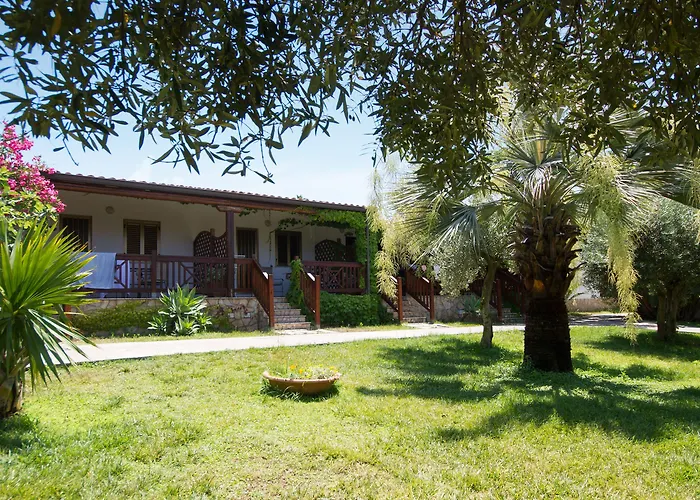 Tonicello & Отель