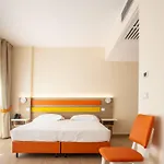 Hotel Tonicello & 4*