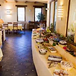 Tonicello & 4* Capo Vaticano