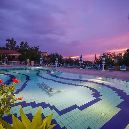 Tonicello & Hotell 4*