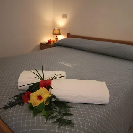 Tonicello & Hotell 4*
