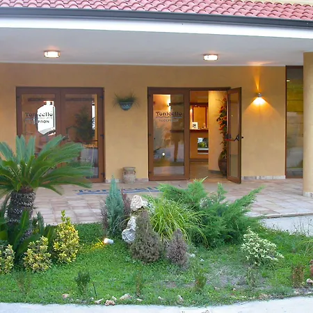 Tonicello & 4* カーポ・ヴァチカーノ