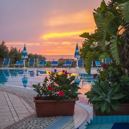 Hotel Tonicello &