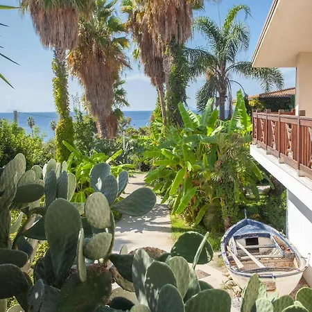 Tonicello & Hotel 4*