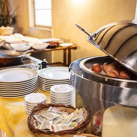 Hotel Tonicello & Capo Vaticano