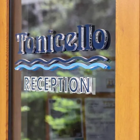 Tonicello & 4* Capo Vaticano