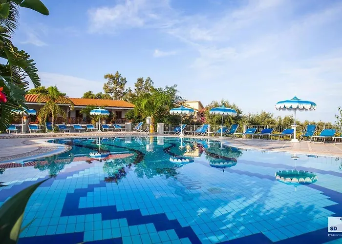 Hotell Tonicello & Capo Vaticano