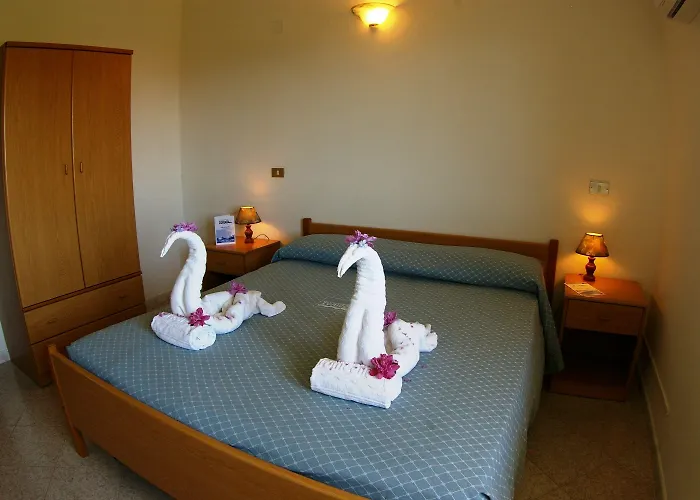 Tonicello & Hotell 4*