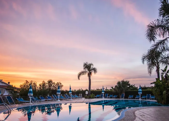 Tonicello & Hotell 4*